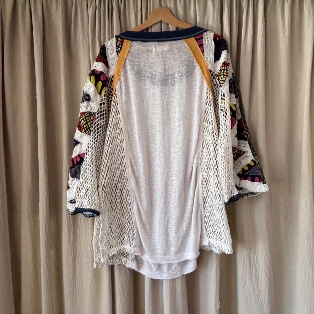 We The Free People L Mixed Media Top Crochet Net Patchwork Sleeve - Picture 3 of 5